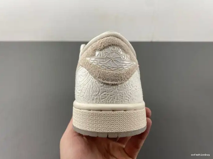 Chris FZ0455-200 Paul Retro OG 1 Low Jordan 0614